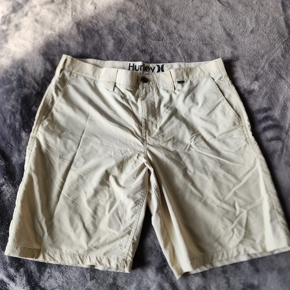 HURLEY x Nike dri fit men’s shorts - Picture 3 of 10